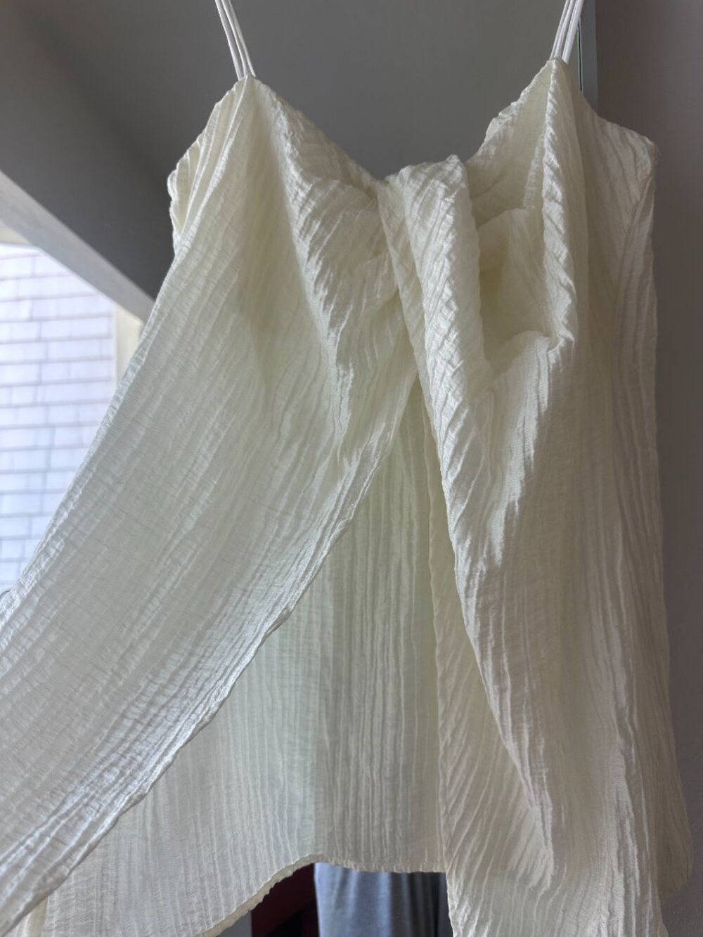 ESTHE Top Never Worn - Picture 5 of 6